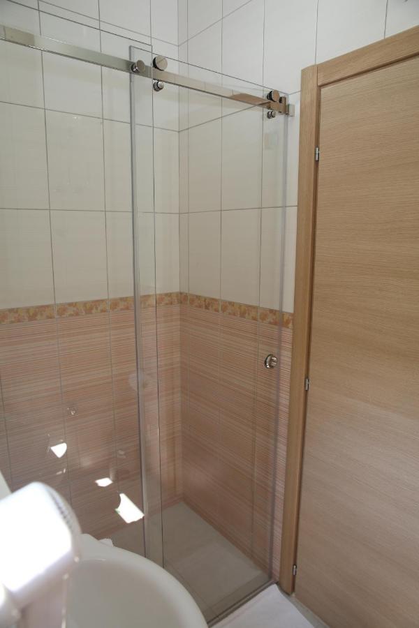 Apartmani Dijana 2 كوتور المظهر الخارجي الصورة